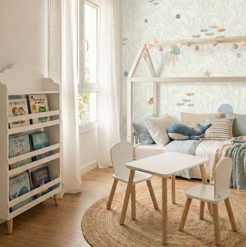 Categoría de diseños de dormitorios infantiles: inspiración para habitaciones de niños con camas Montessori, zonas de juego y temática marina.